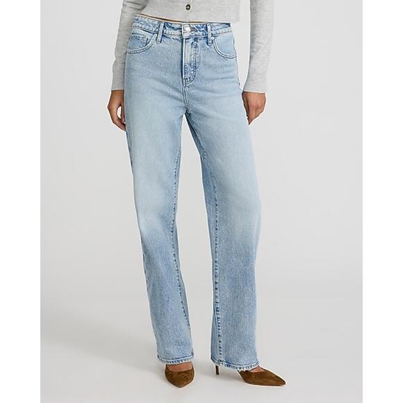 Express Women's Light Wash Mid Rise Boyfriend Jeans - Size 2 - Picture 1 of 9